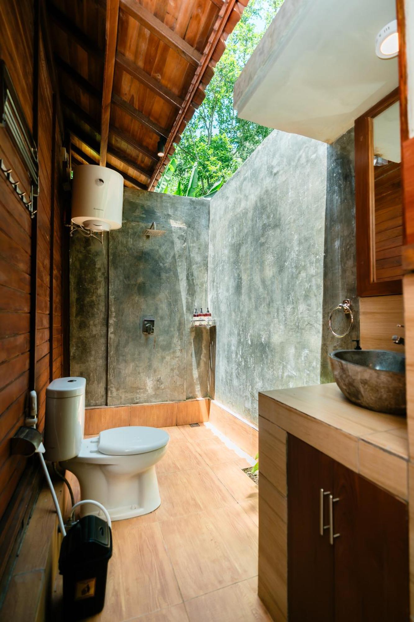 Hotel Ngesil Private Joglo & Pool Ubud Exterior foto